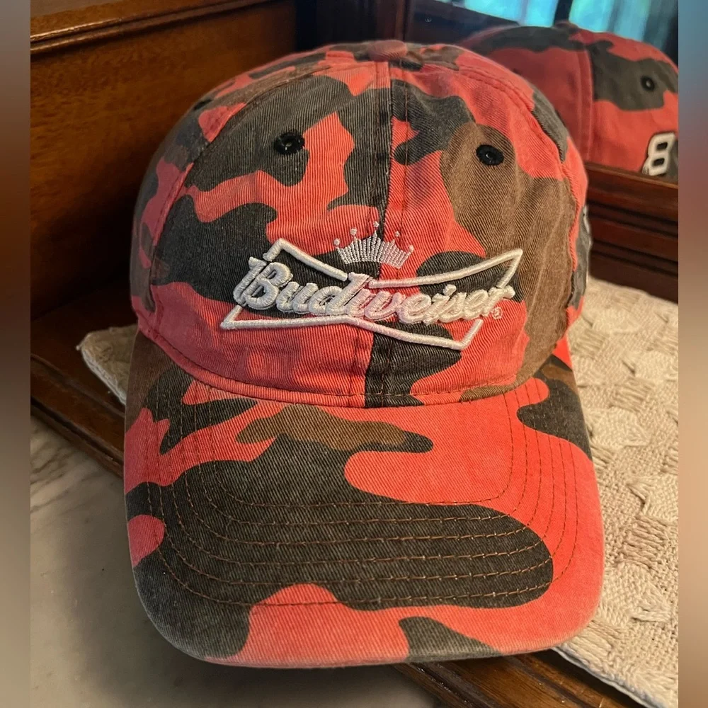 CHASE AUTHENTICS Budweiser Dale Earnhardt Jr #8 NASCAR Camo Adjustable‎ Hat Red